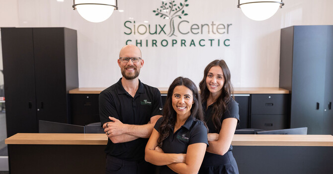 Chiropractor or Physical Therapist? How to Choose the Right Provider for Musculoskeletal Pain in Northwest Iowa image