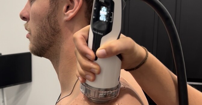 Shoulder Pain Treatment in Sioux Center: Rotator Cuff and Shockwave